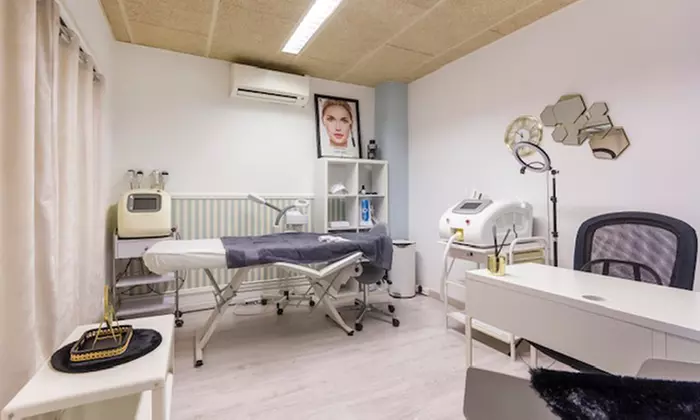 Hasta 70% de dto. en BB glow con mesoterapia en Dermasthetic