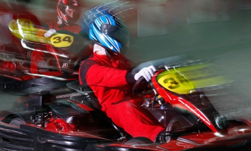 Image 3: Formula DXB Max Driving Experience