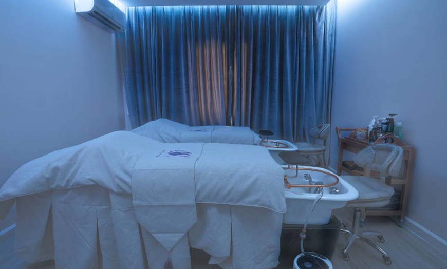 Image 4: Deluxe Head Therapy at H&K Health Beauty