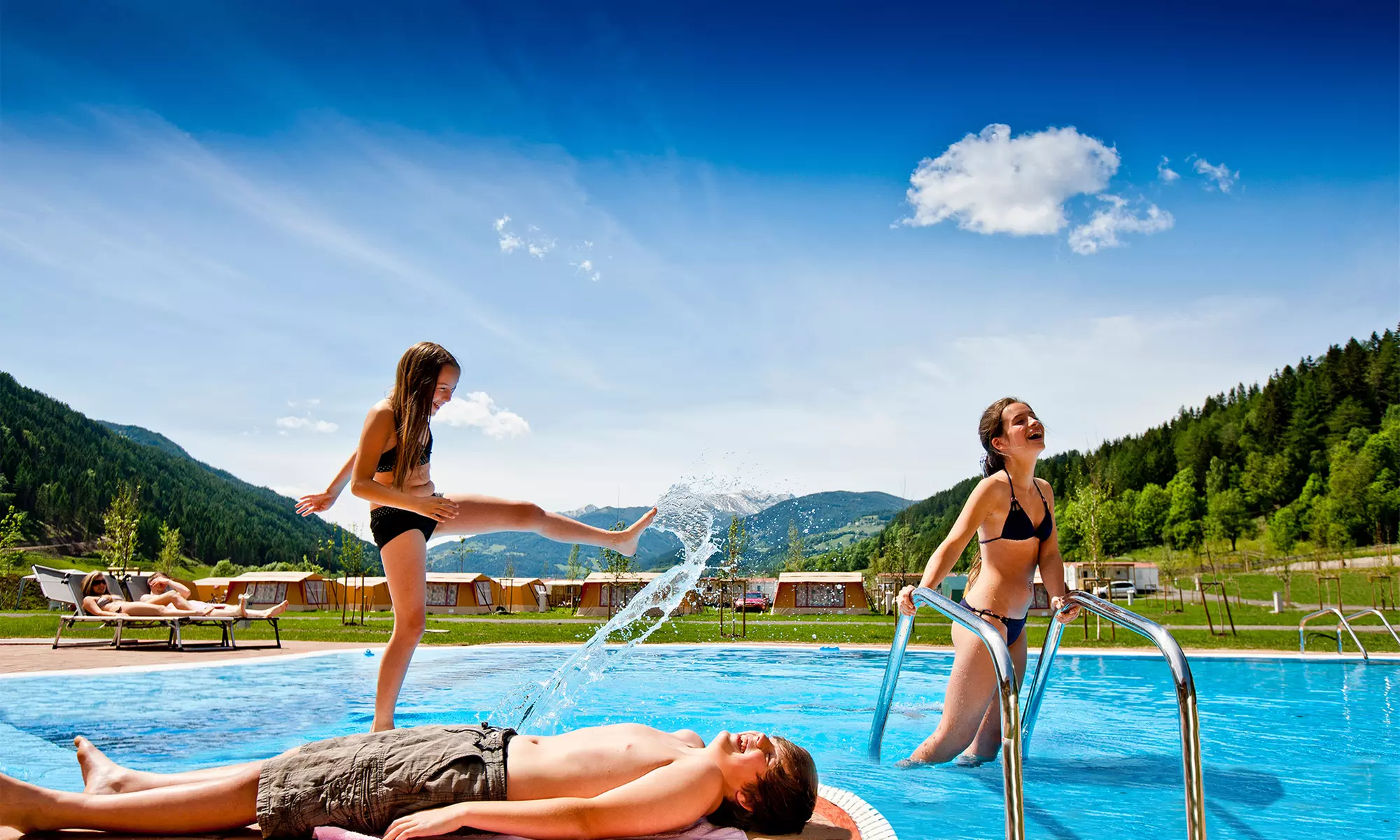 Rent-a-Tent: 4 oder 7 Nächte im Bungalow-Zelt für bis zu 6 Personen auf dem Campingplatz Bella Austria - Primary Image