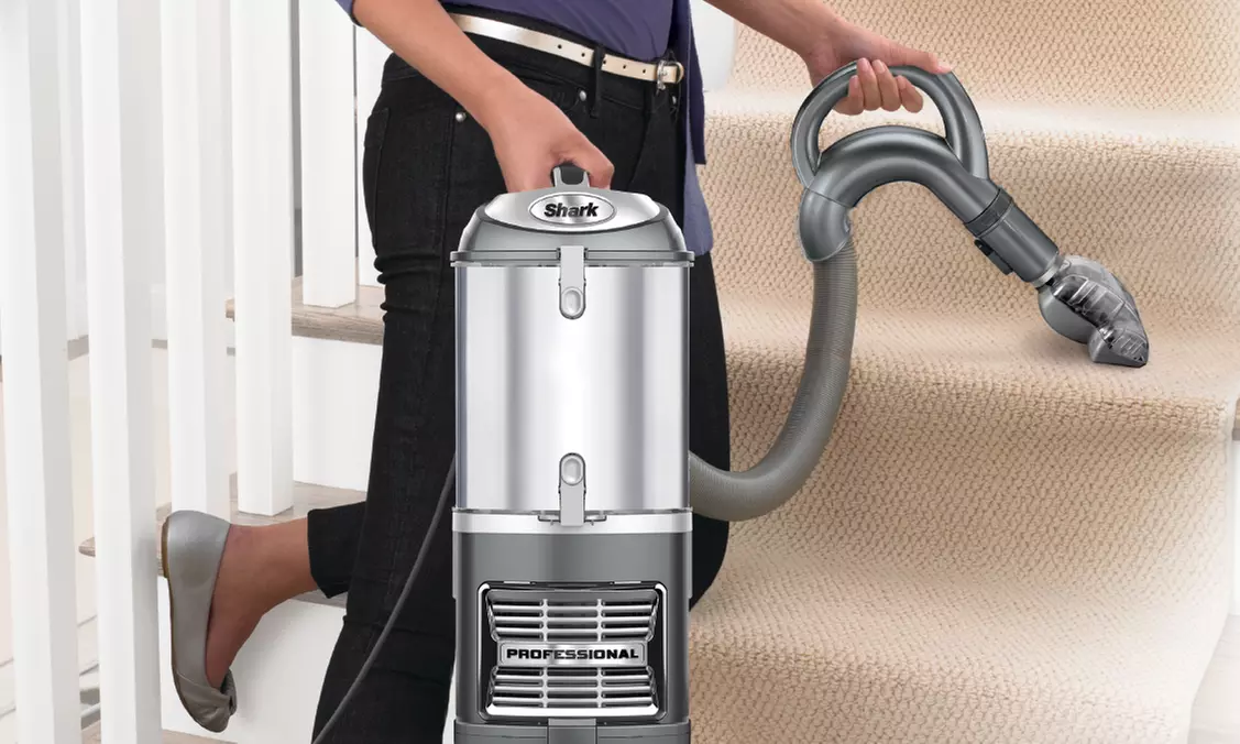 Shark Navigator Professional UV540 Lift-Away Upright Vacuum (Manufacturer Refurbished) - Second Medium