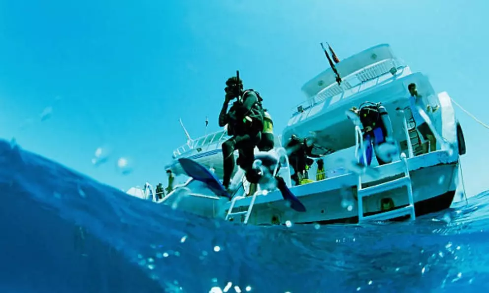 Bautismo de buceo en barco hundido para 1 o 2 personas con fotos