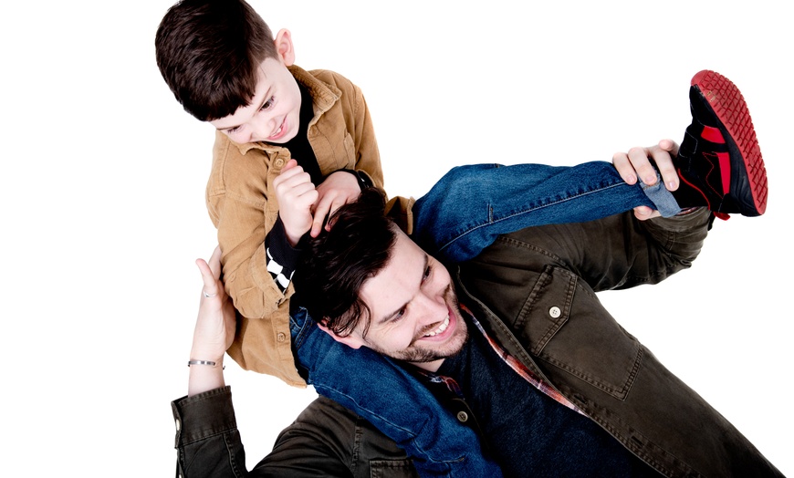 Image 1: Father and Children Photoshoot