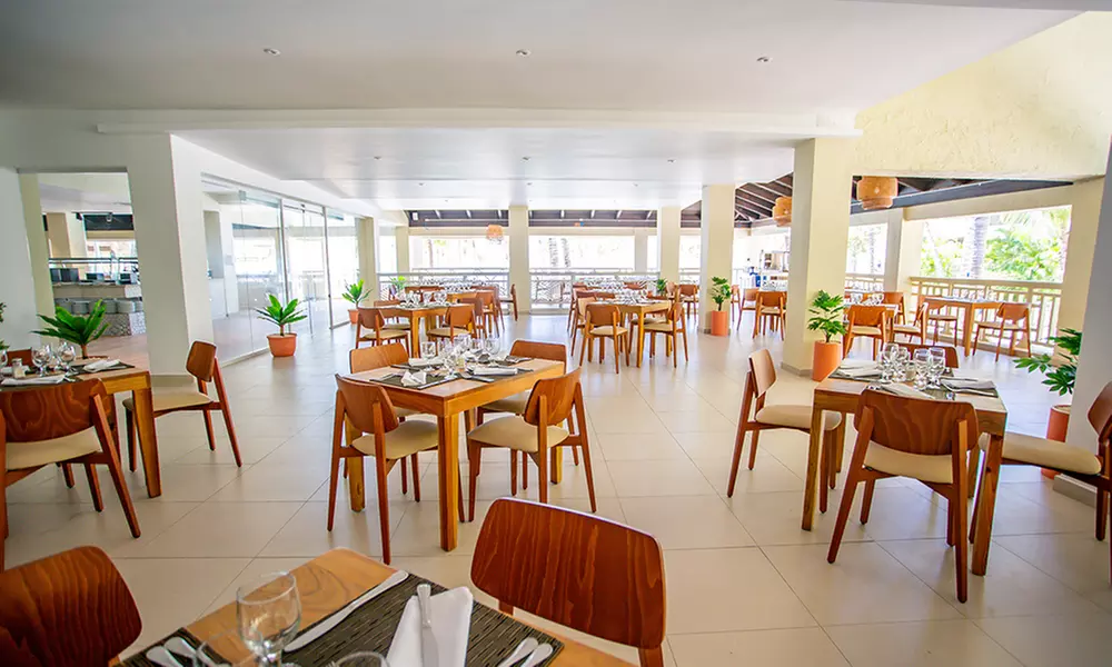 ✈ 3 or 5-Night Dominican Republic Vacation with Hotels and Air