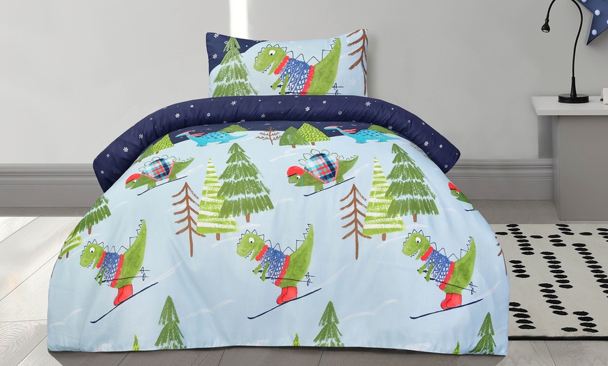 Image 7: Super Soft and Reversible Dino Skiing Printed Duvet Set