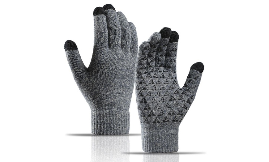 Image 3: Unisex Touchscreen-Compatible Gloves with non-slip palms