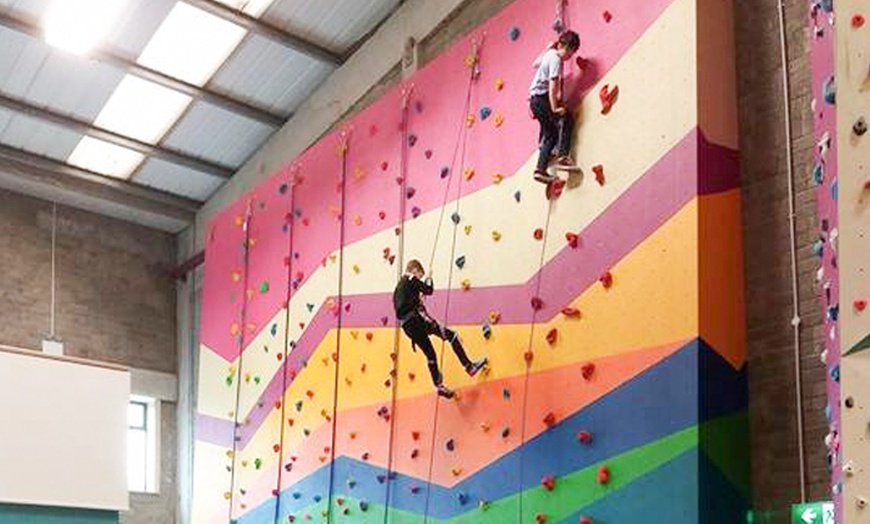 Image 5: Children's Taster Climbing Session