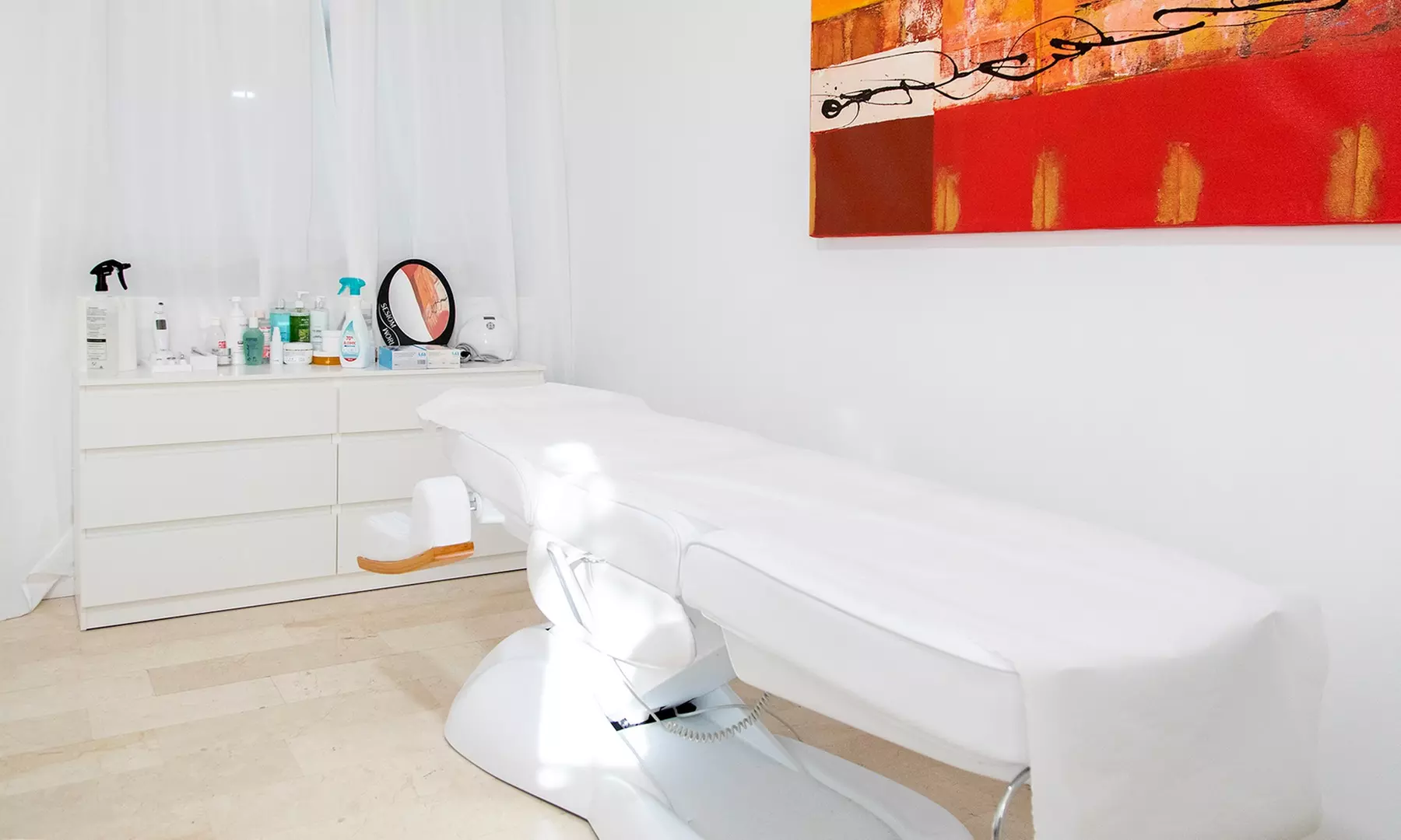 Masaje relajante y descontracturante con CBD en The Look Madrid