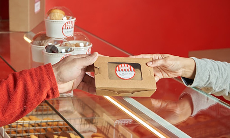 Image 2: Caja de galletas artesanales a elegir con Chip a Cookie Madrid