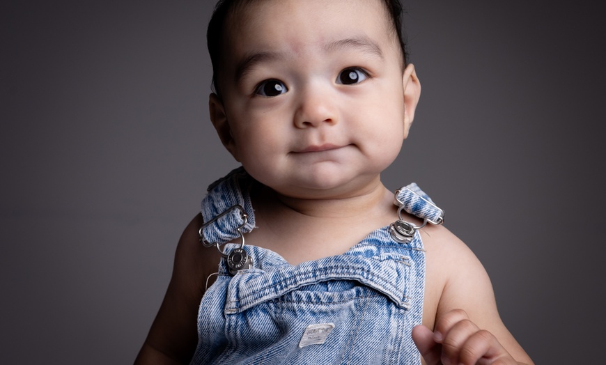 Image 11: Baby Photoshoot I 8'' x 6'' Print I Barrett & Coe Studios