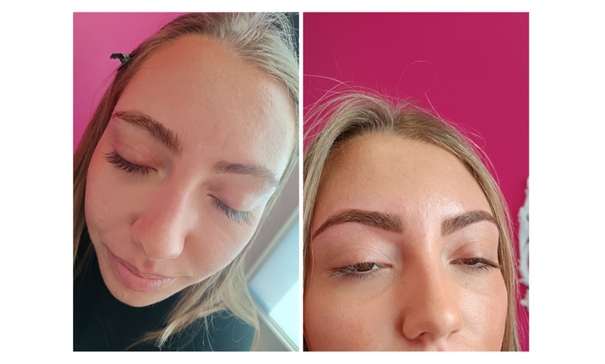 Image 4: Sublimez votre regard : coloration sourcils et/ou soin French Brows
