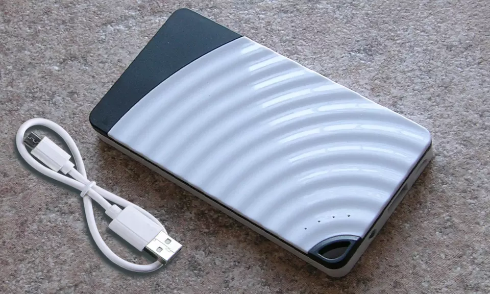 5000 mAH Slim Portable Power Bank - Second Medium