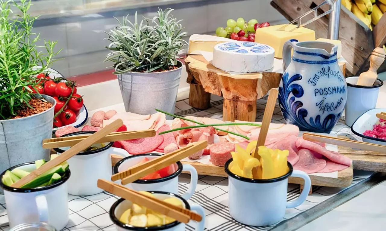 Frankfurt: 2 Nächte mit Frühstück, opt. mit 3-Gänge-Menü