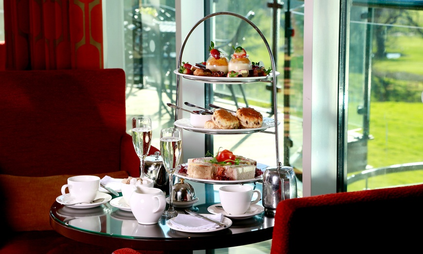 Image 4: 4* Spa Package with Cream Tea