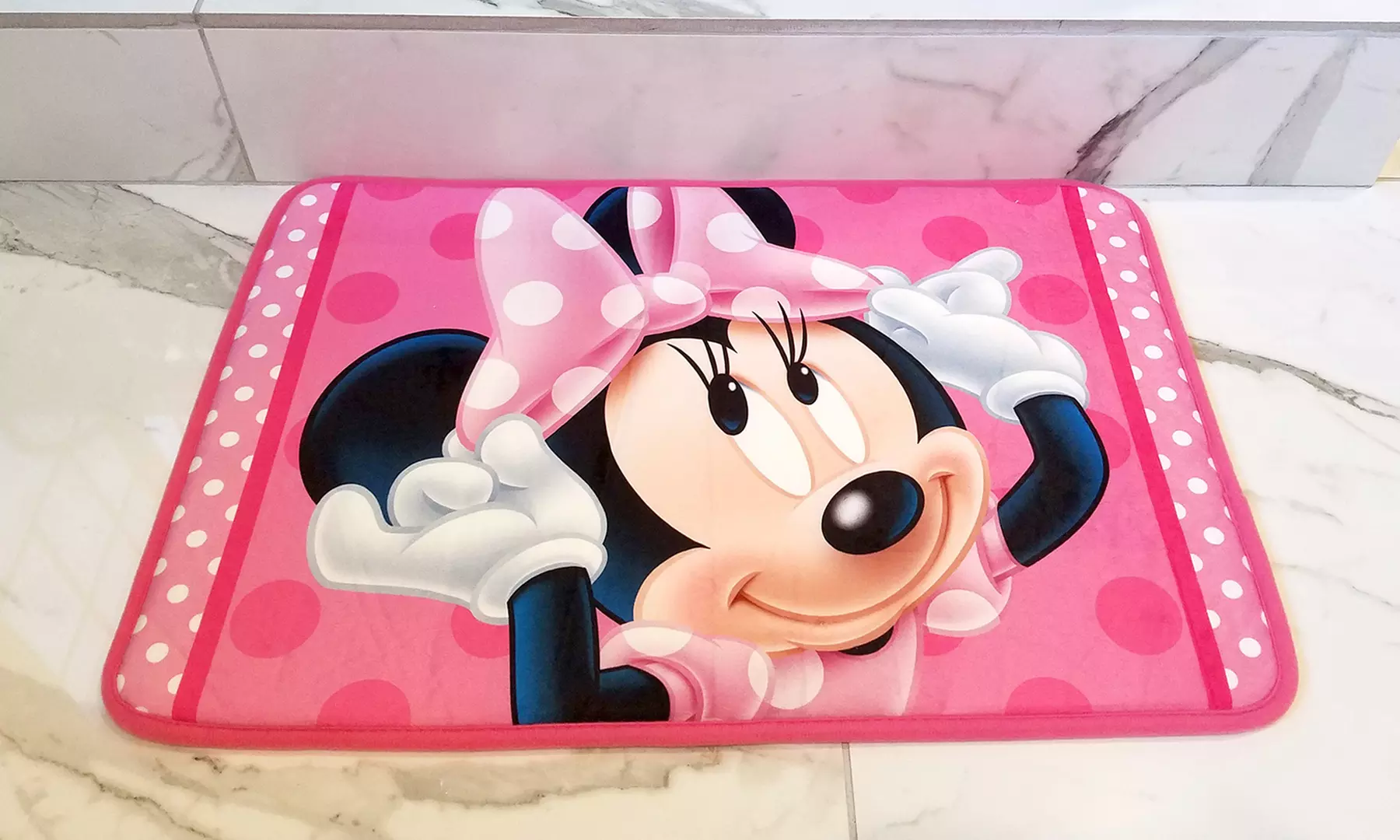 Disney's Minnie Mouse Memory-Foam Bath Mat - Primary Image