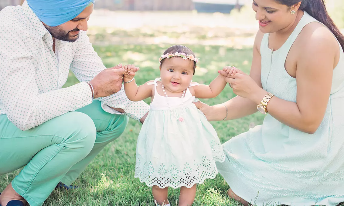 45-Minute Outdoor Photo Shoot from Alex Veatch Photography (70% Off) - Primary Image