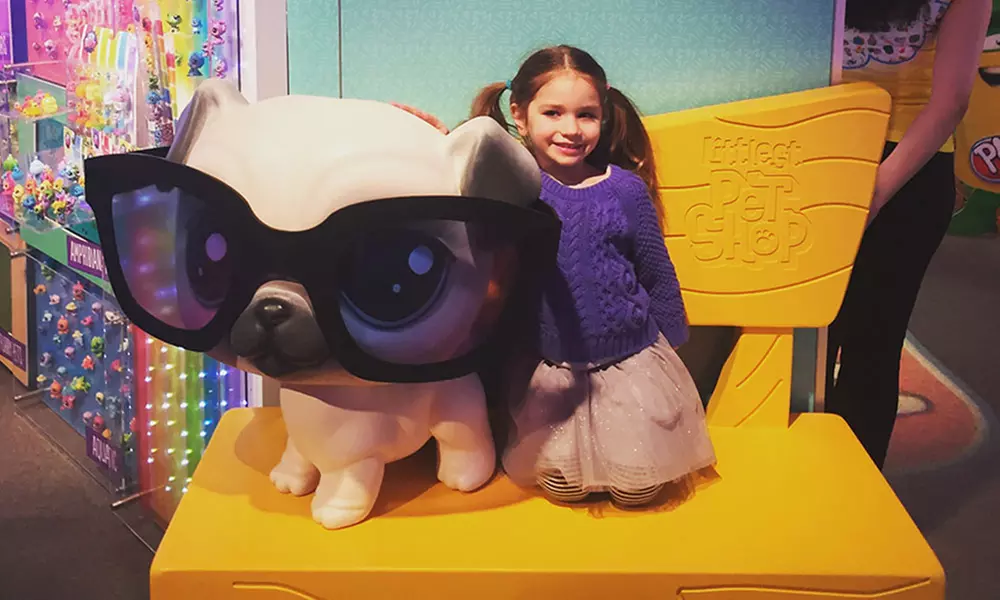 Hasbro’s HASCON FANmily Event 2017 with a Performance by Flo Rida (September 8–10)  - Primary Image