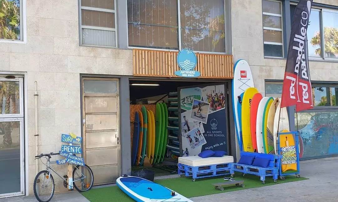 Aventura acuática con alquiler de paddle surf, kayak o tabla de surf