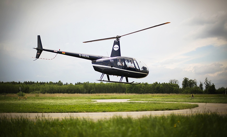 Image 3: Hubschrauber-Rundflug über München