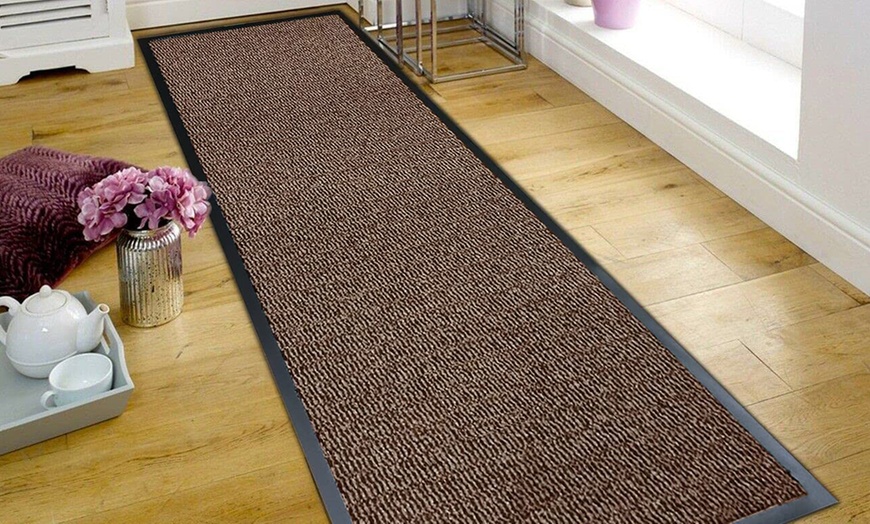 Image 2: Indoor and Outdoor Mat