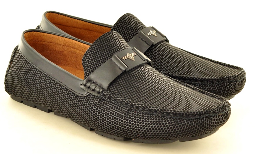 Image 3: Men's Casual Loafers