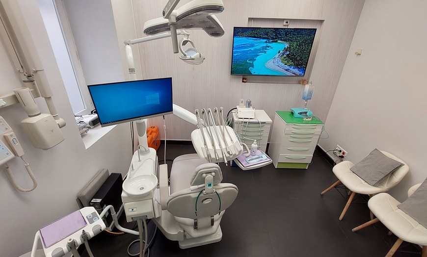 Image 4: Limpieza dental con revisión