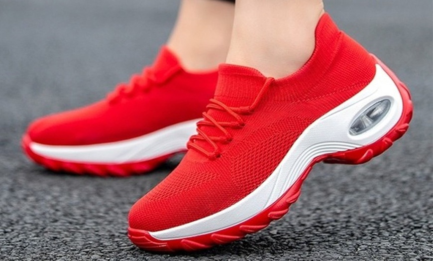 Image 4: Women's Mesh Comfortable Sneakers