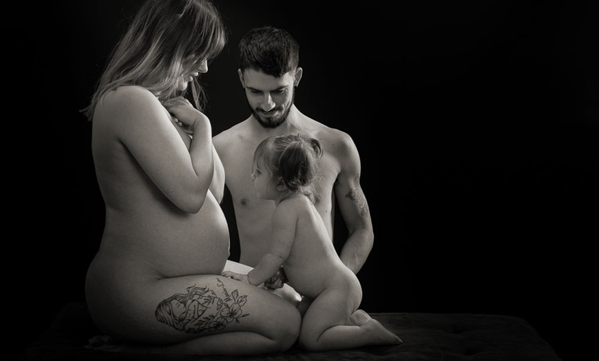 Image 4: Professionele groepsfotoshoot tot 15 personen in huiselijke studio