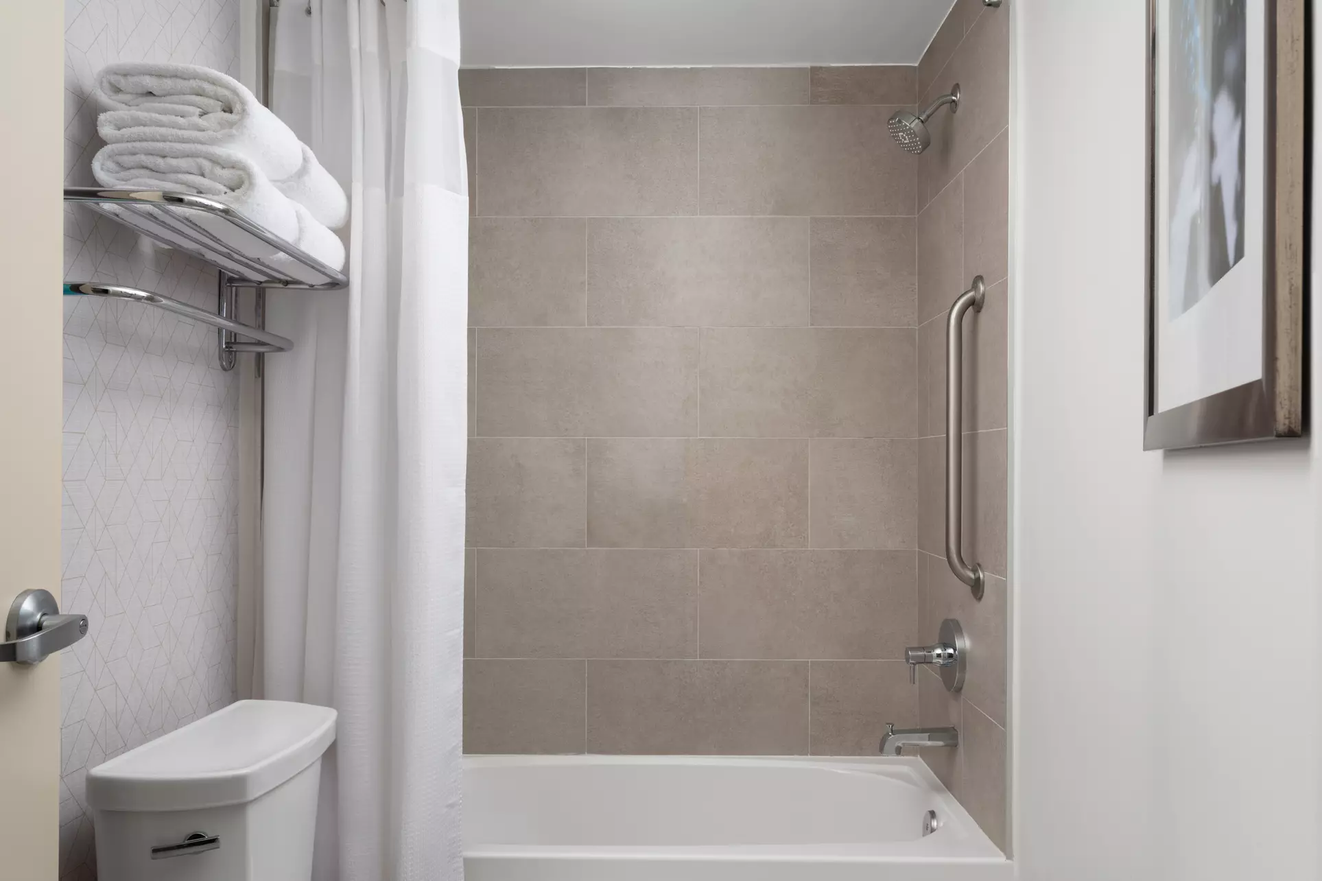 SpringHill Suites Fort Myers Airport - Experience Luxury and Adventure