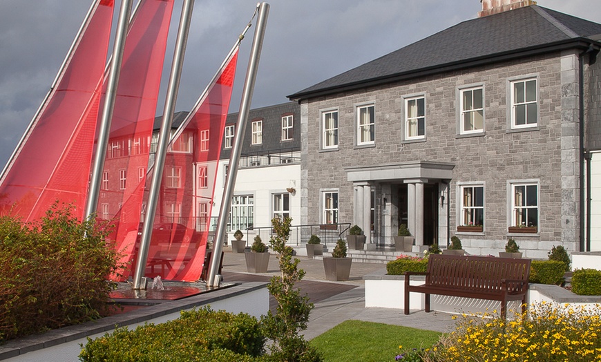 Image 4: 4* Coastal Sligo Stay with Breakfast