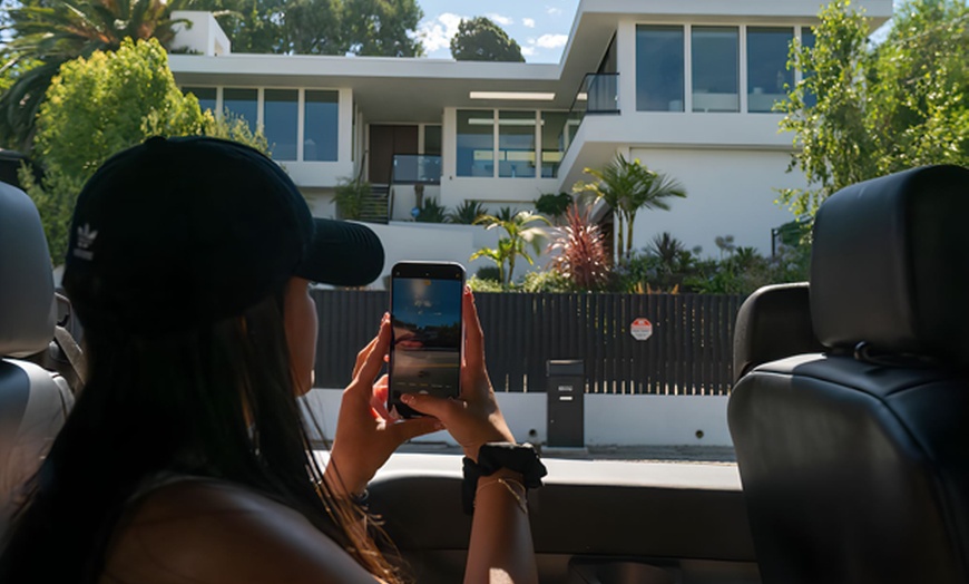 Image 3: Hollywood Sightseeing, Celebrity Tour & More For One Child or Adult 