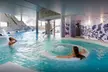 Relax junto al mar: day pass para 2 en piscinas de hotel 4* con almuerzo, spa y masaje (con hasta un 23% menos) - Image 2
