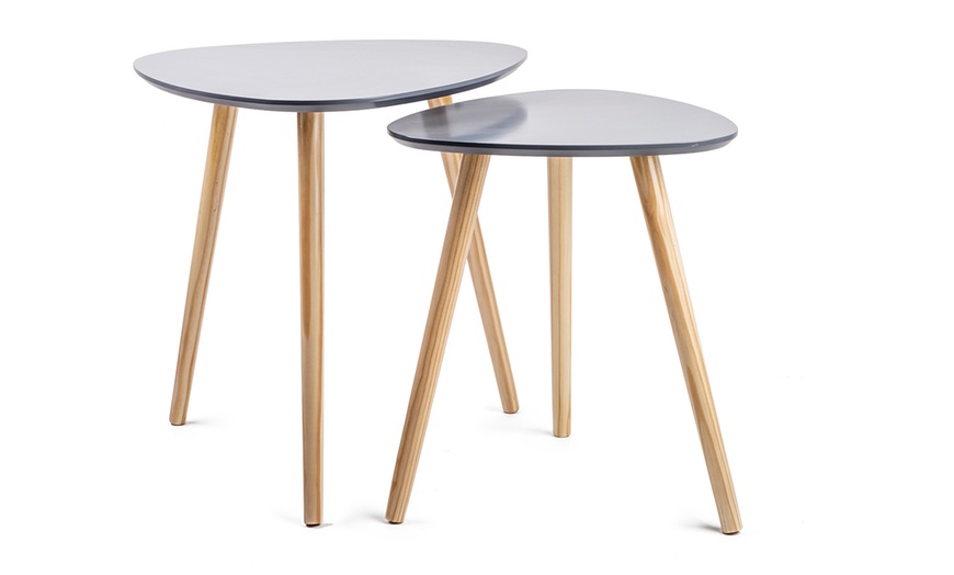 Image 11: Set of Two Coffee/Side Tables