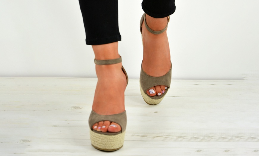 Image 9: Women's High Heel Wedge Sandals