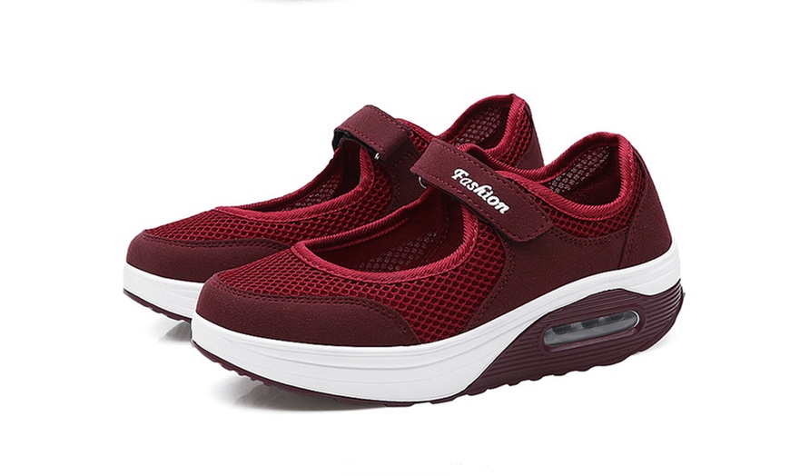 Image 4: Ultra Light Breathable Mesh Shoes