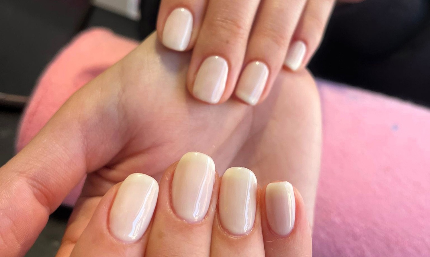 Mimate con Manicura y pedicura basica o completa