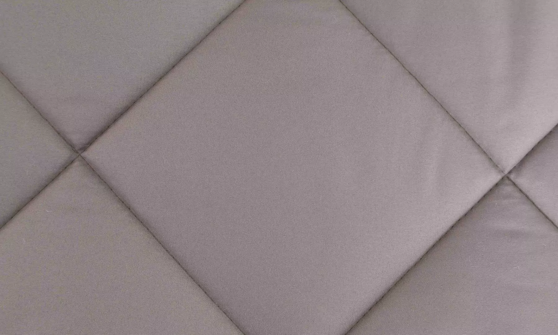 Couette 2 en 1 réversible effet soyeux de la marque Sampur - Second Medium