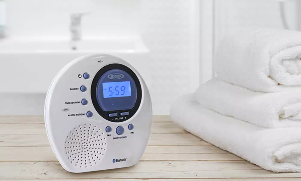 Water-Resistant Digital AM/FM Bluetooth Shower Clock Radio with Digital Tuning - Second Medium