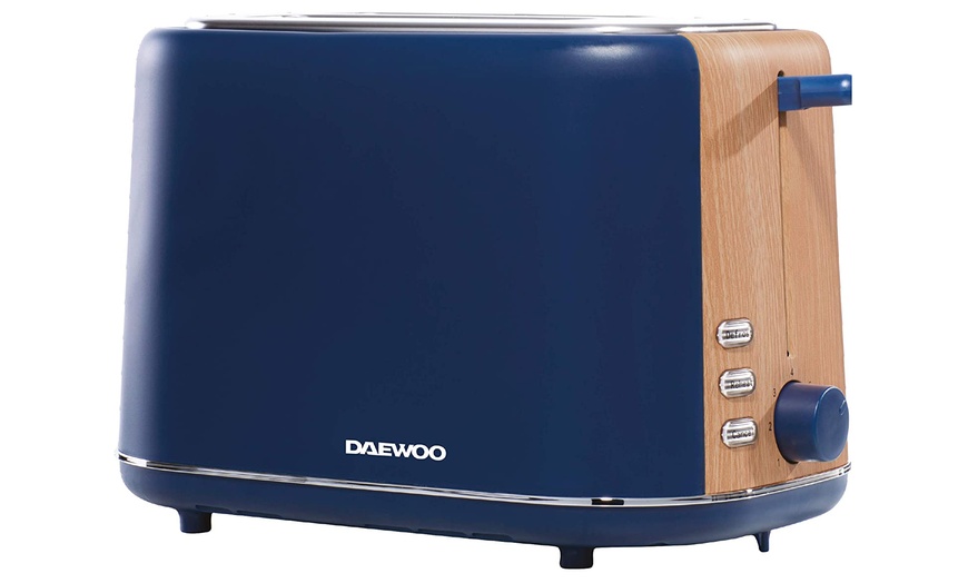 Image 3: Daewoo Stockholm Wood-Effect Kettle, Toaster or a Set of Both