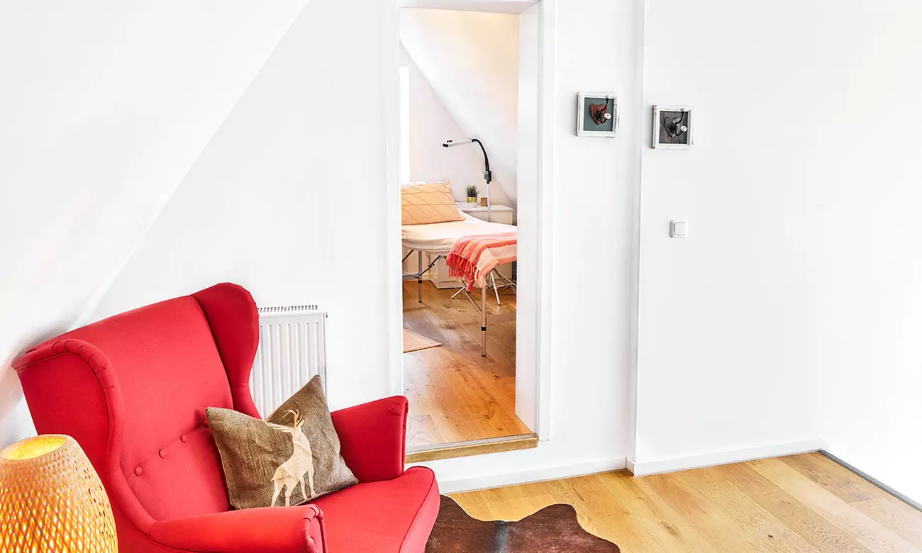 60 Min. BB Glow Behandlung mit Nano-Needling und Mikrodermabrasion bei Zeitlos Steinberger (bis zu 68% sparen*) - Second Medium