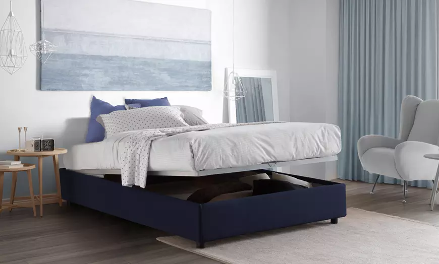 Image 22: Lit double "Silvia" avec matelas en option