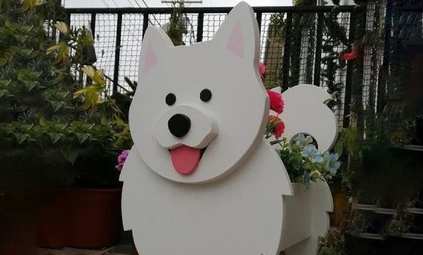 Image 8: Creative Dog Wooden Planter