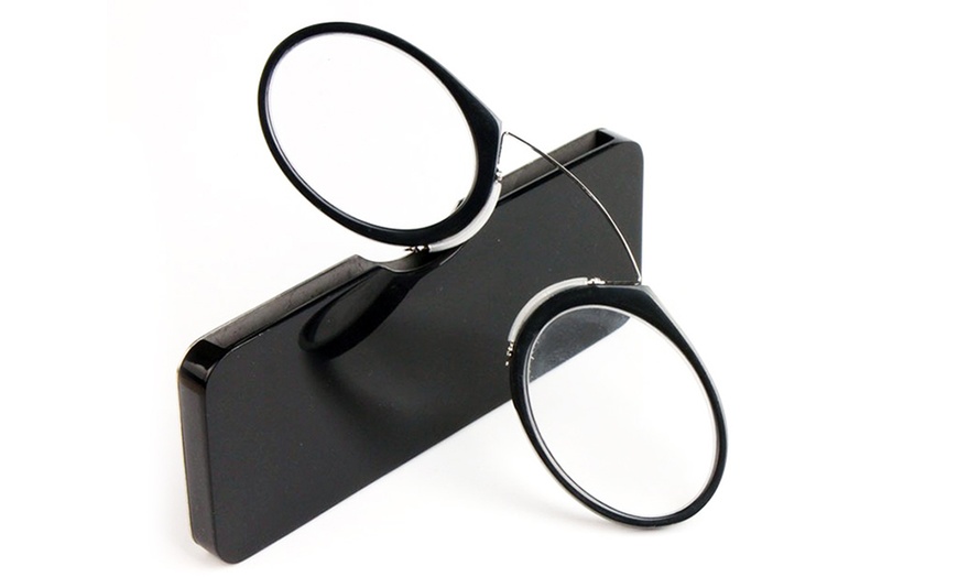 Image 2: Wallet Reading Glasses 