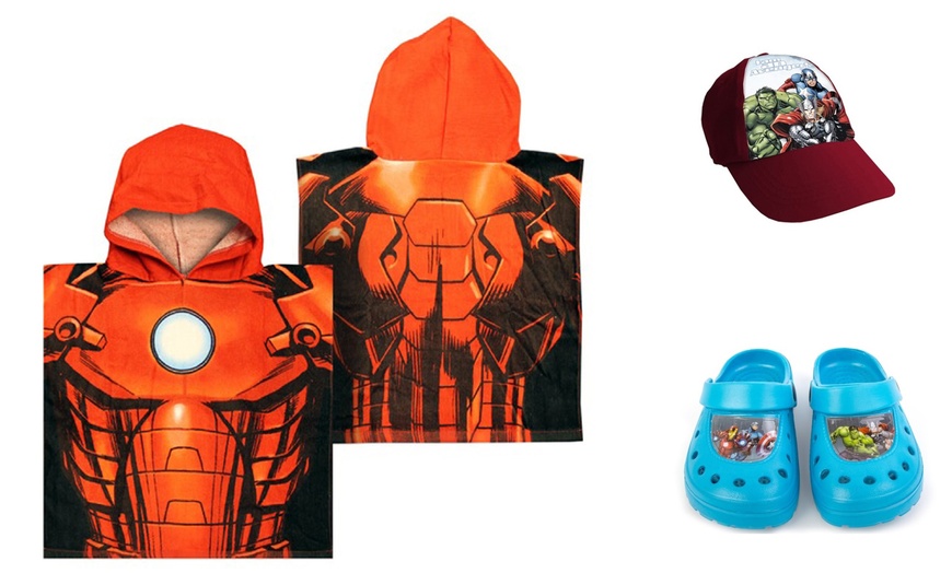 Image 8: Avengers Kids' Summer Bundle