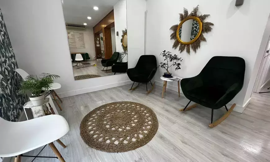 Renueva la piel de tu rostro con un peeling de carbón activo con láser