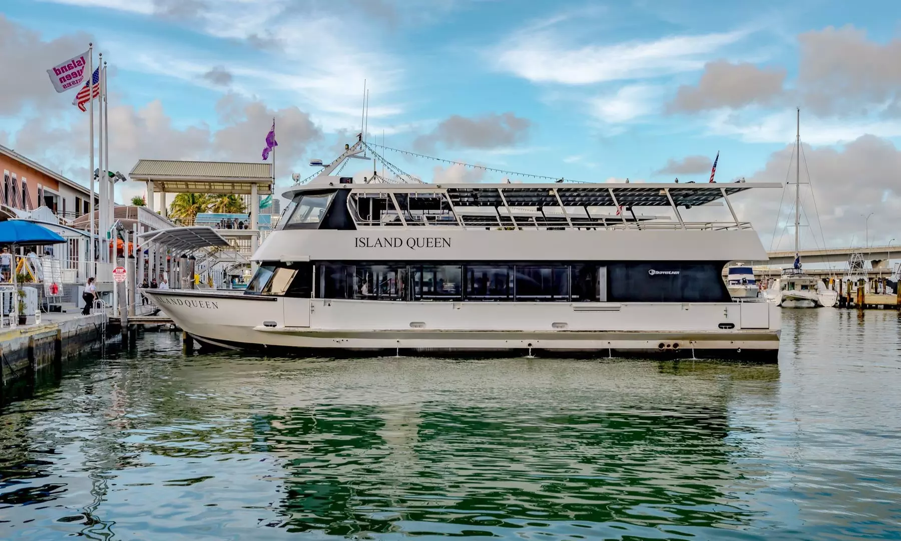 90-Minute Millionaire's Row Sightseeing Cruise for One, Two, or Four from Island Queen Cruises (Up to 21% Off) - Primary Image