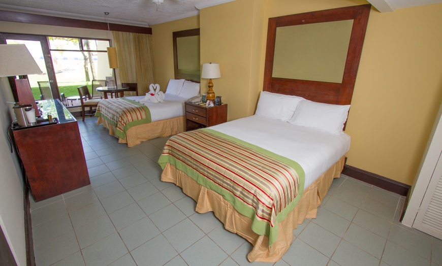 Image 5: ✈ Costa Rica Trip with Hotel and Air from Travel by Jen