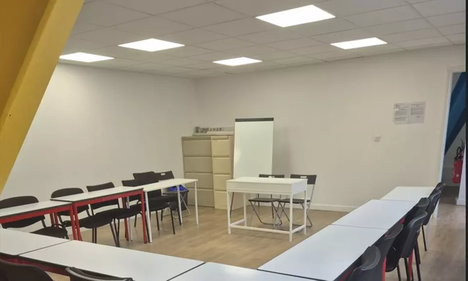 Jusqu'à 25% de remise sur Conduite / Formation à la conduite - Défensive chez L2R Épinay-sur-Seine