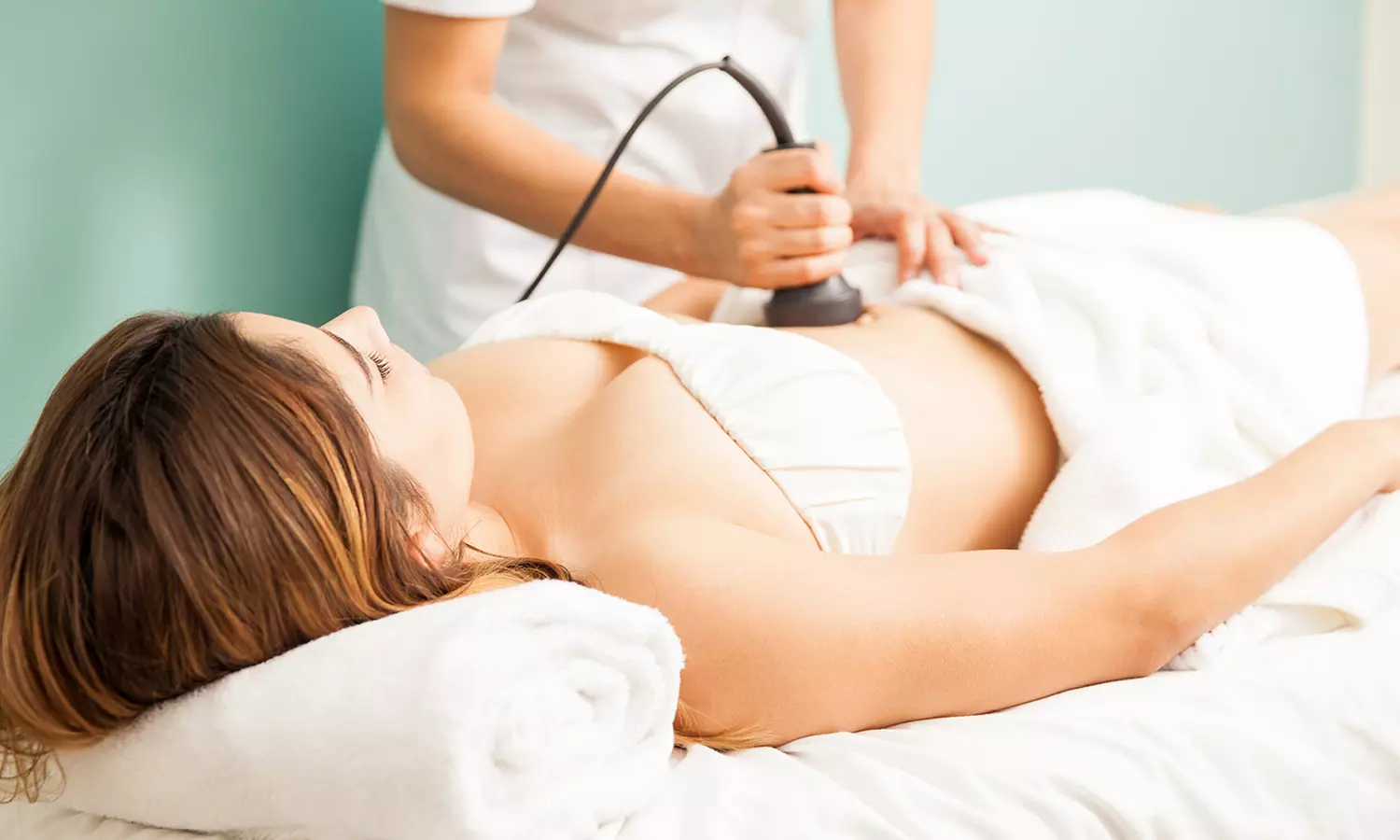 Up to ten sessions of fat cavitation or RF on one area at Miami Kiss