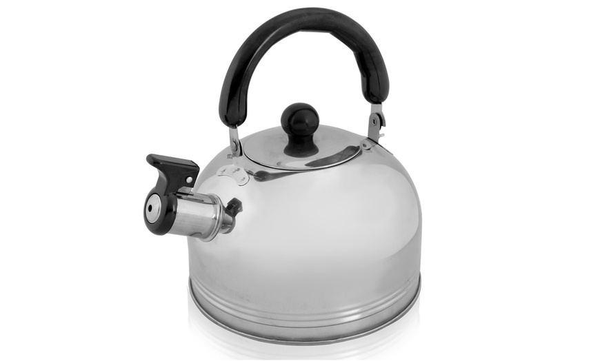 Image 2: 2L Stainless Steel Whistling Kettle